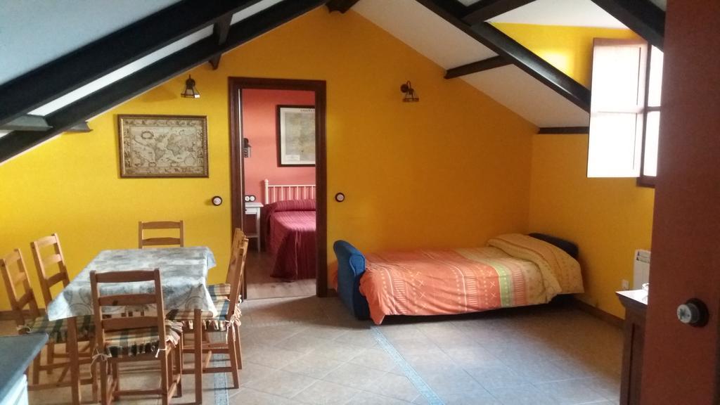 Escuelas De Fuentes Villaviciosa  Dış mekan fotoğraf